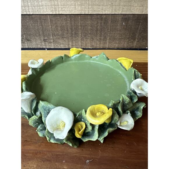 Calla Lillies 3 Wick Candle Holder - Picture 5 of 8